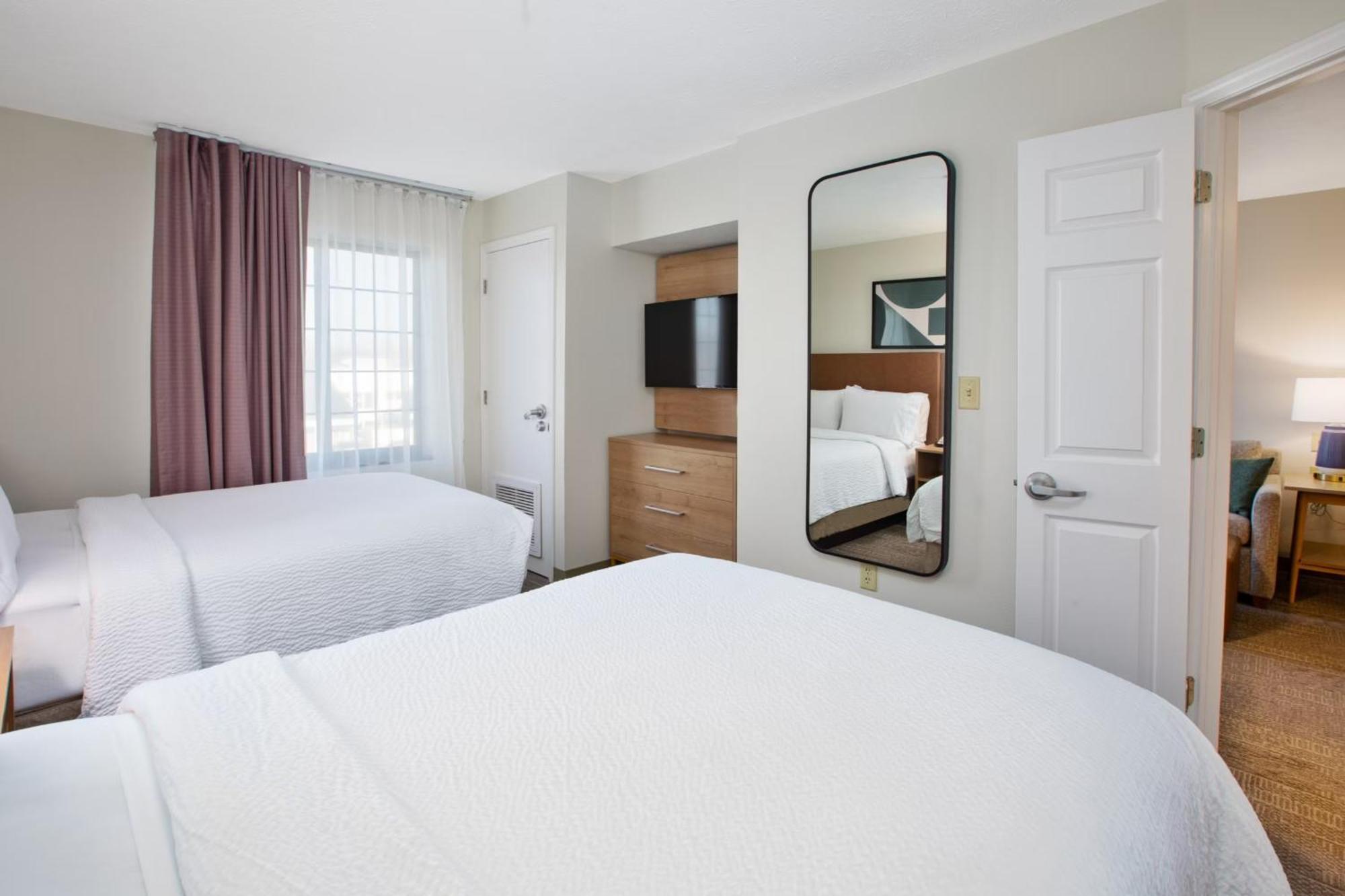 Staybridge Suites Omaha 80Th And Dodge By Ihg Екстер'єр фото