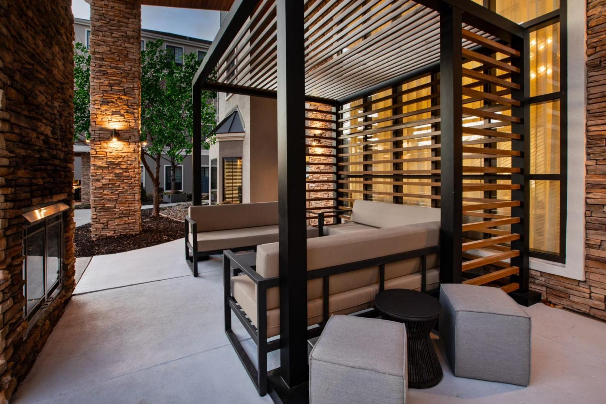 Staybridge Suites Omaha 80Th And Dodge By Ihg Екстер'єр фото