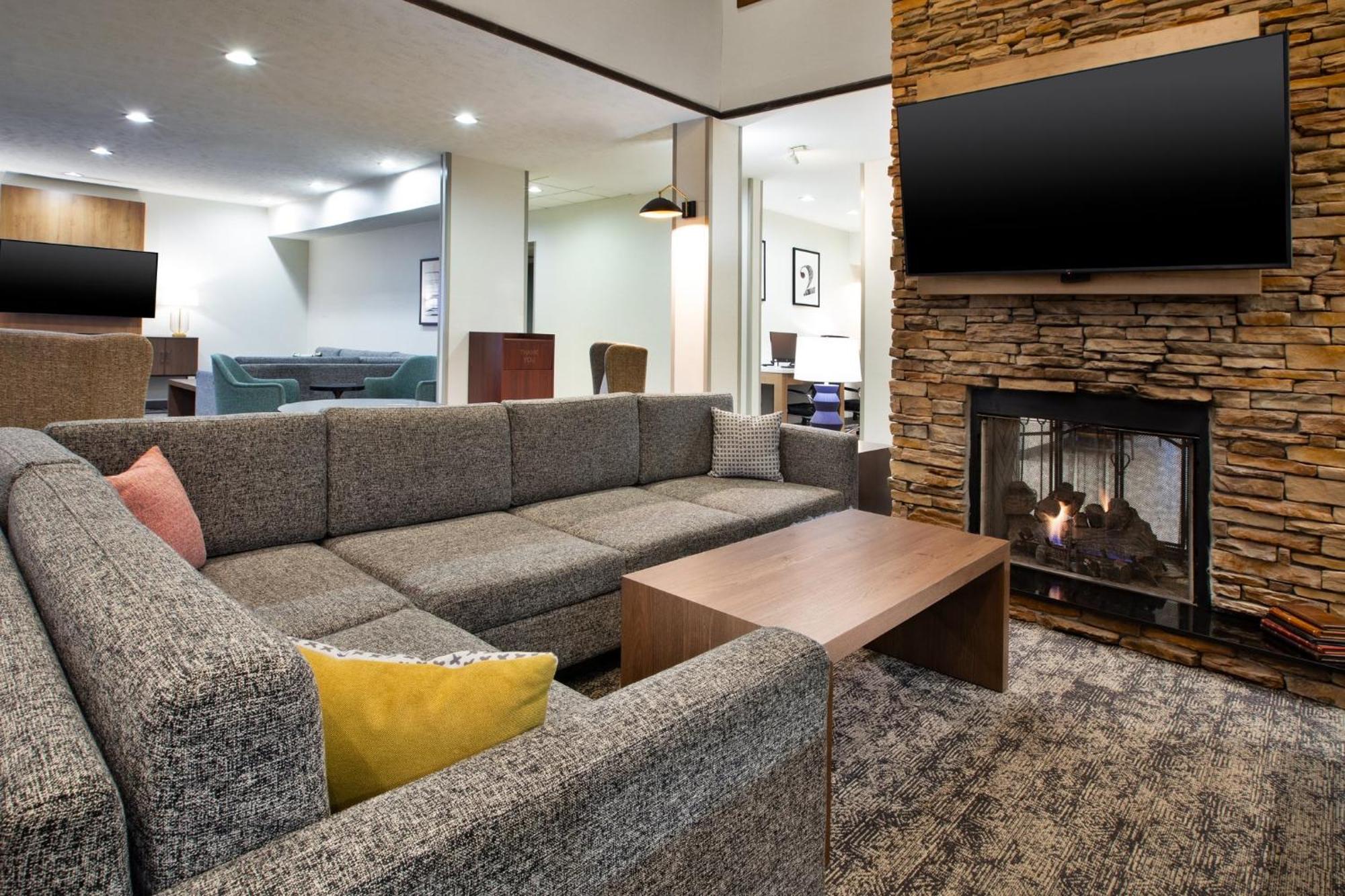 Staybridge Suites Omaha 80Th And Dodge By Ihg Екстер'єр фото