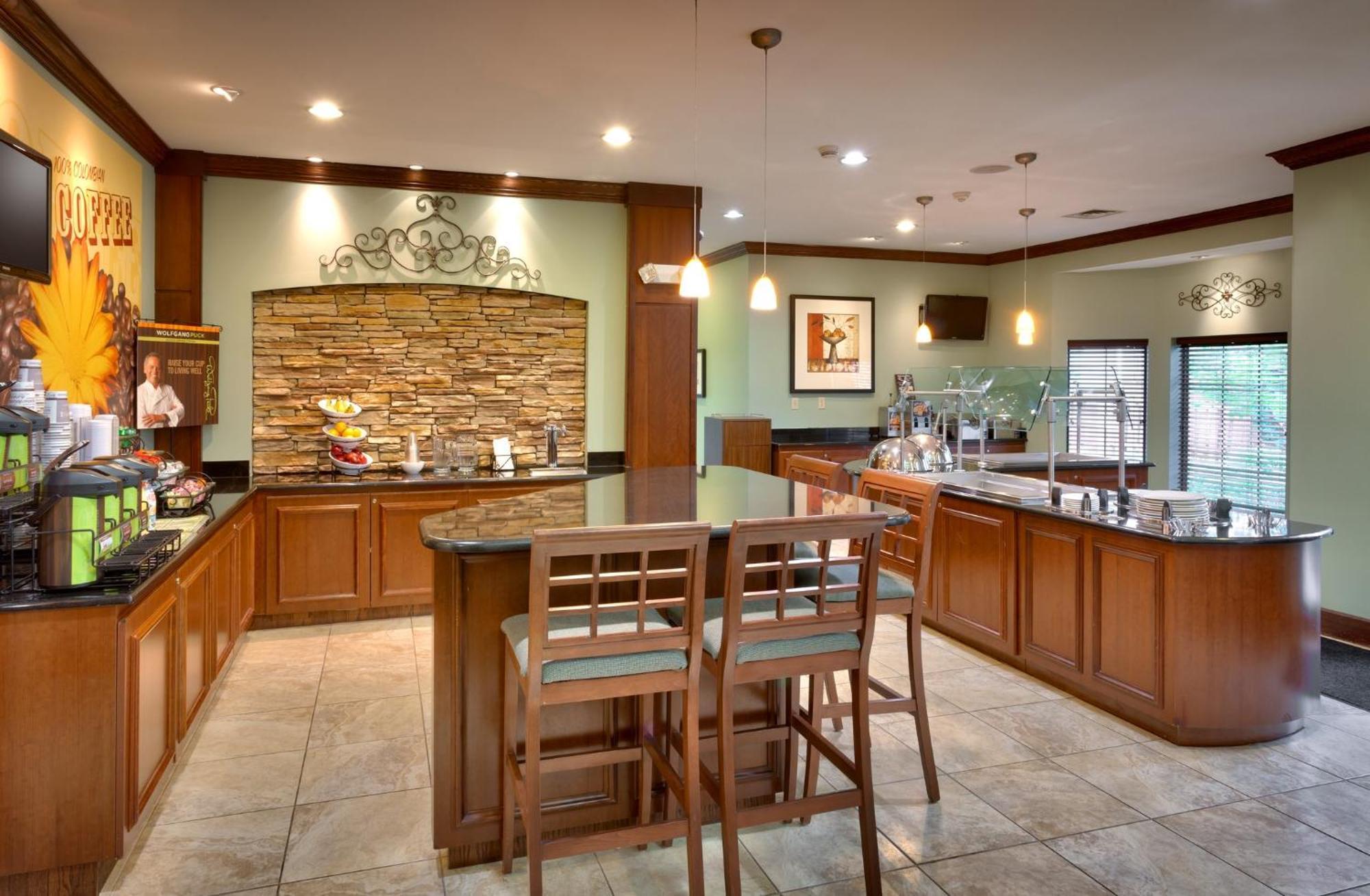 Staybridge Suites Omaha 80Th And Dodge By Ihg Екстер'єр фото