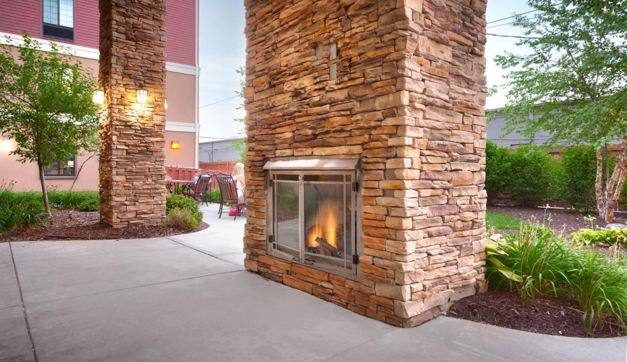 Staybridge Suites Omaha 80Th And Dodge By Ihg Екстер'єр фото